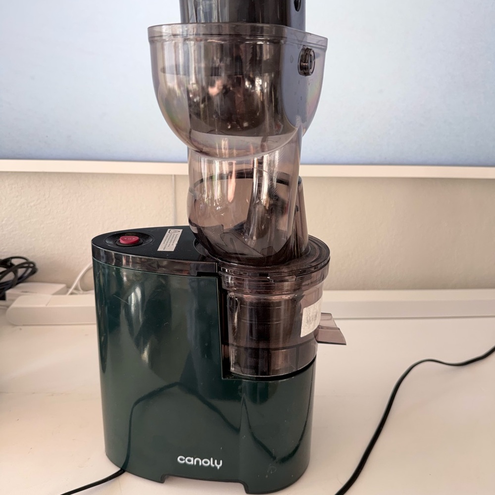 Masticating Juicer, 250W, 3.5-inch Large Chute for Vegetable + Fruit